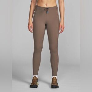 Janji Trail Tights in Taupe Brown